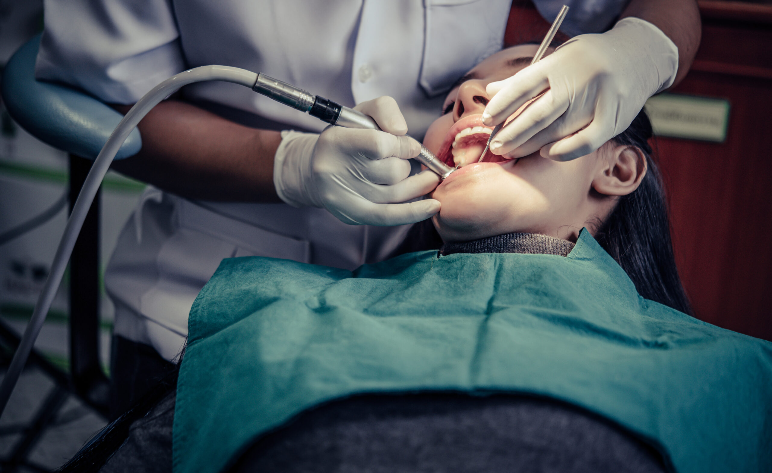 Find Single Sitting Root Canal Treatment in Karve Nagar